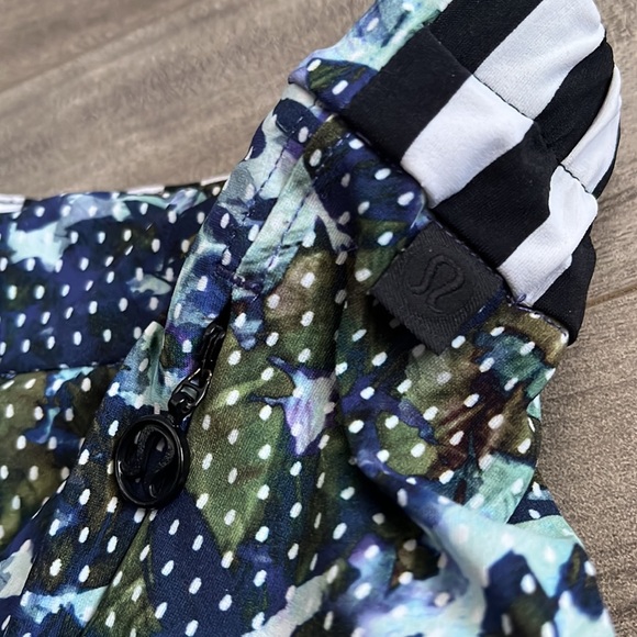 Lululemon Skort - size 8 - Picture 4 of 12